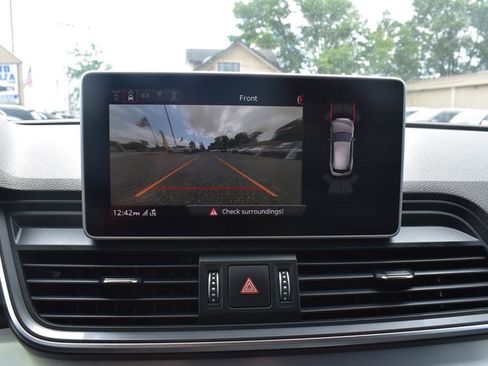 Used 2018 Audi SQ5 Prestige w/ Prestige Package image 21