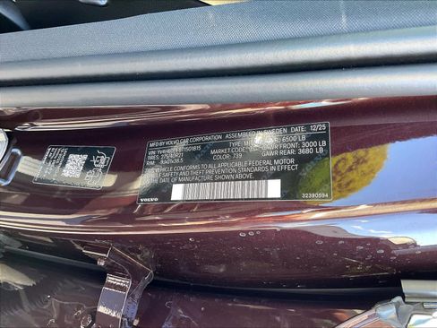 New 2026 Volvo XC90 T8 Plus w/ Protection Package Premier image 36