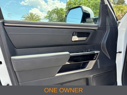 Used 2023 Toyota Tundra Limited w/ Power Package RWD image 3