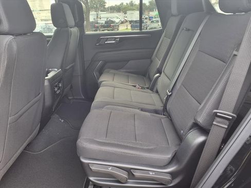 New 2026 Chevrolet Tahoe LS image 7