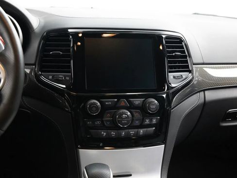 Used 2020 Jeep Grand Cherokee Trackhawk AWD/4WD image 18