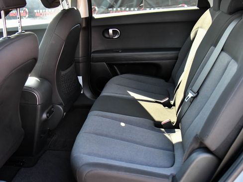 Used 2024 Hyundai Ioniq 5 SE RWD image 37