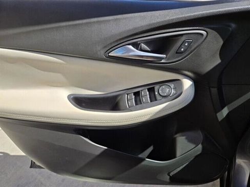 Used 2021 Buick Encore GX Select image 20