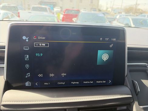 Used 2023 Chevrolet Tahoe Z71 w/ Luxury Package image 16