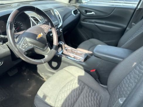 Used 2021 Chevrolet Equinox LT image 12