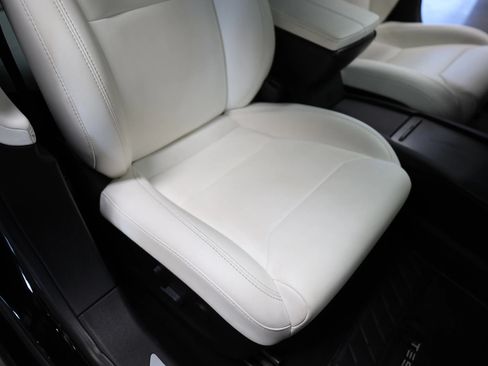 Used 2018 Tesla Model S 100D AWD/4WD image 35