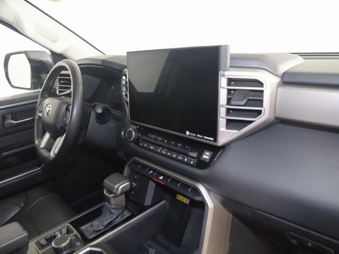 Used 2023 Toyota Tundra Limited image 38