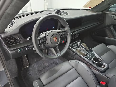 Certified 2026 Porsche 911 Carrera GTS RWD image 4