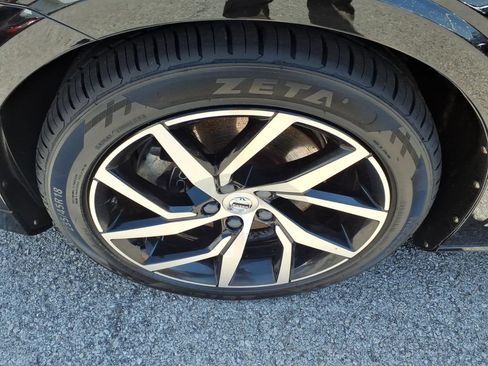 Used 2020 Volvo S60 T5 Momentum w/ Protection Package FWD image 5