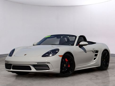 Certified 2024 Porsche 718 Boxster S image 1
