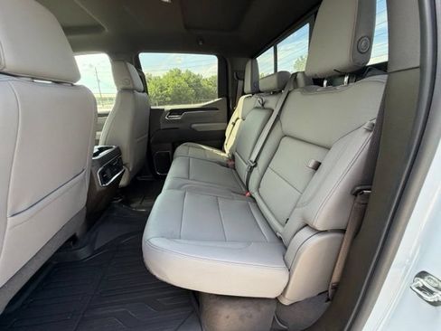 New 2026 GMC Sierra 1500 SLT w/ SLT Premium Package AWD/4WD image 15