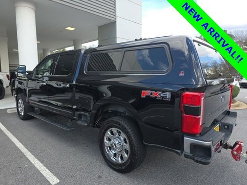 Used 2023 Ford F350 Lariat w/ Lariat Ultimate Package image 6