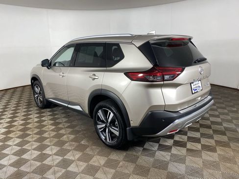 Used 2022 Nissan Rogue Platinum w/ Head-Up Display Package image 7