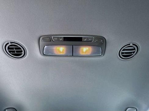 Used 2024 Kia Telluride S FWD image 25