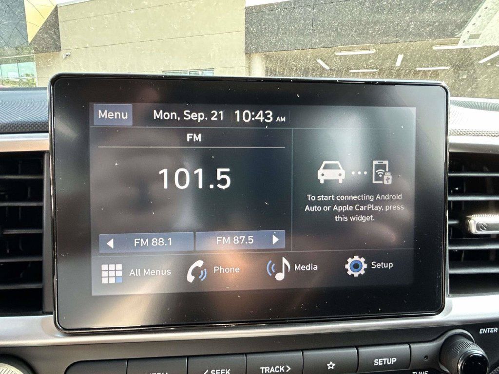 New 2026 Hyundai Venue SE FWD image 13