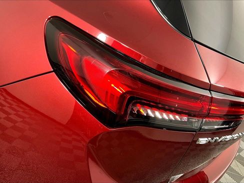 Used 2021 Buick Envision Essence w/ Technology Package I image 24