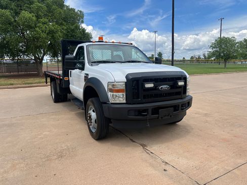 Used 2009 Ford F550 2WD Regular Cab Super Duty image 13