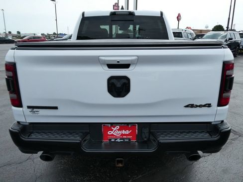 Used 2022 RAM 1500 Big Horn AWD/4WD image 6