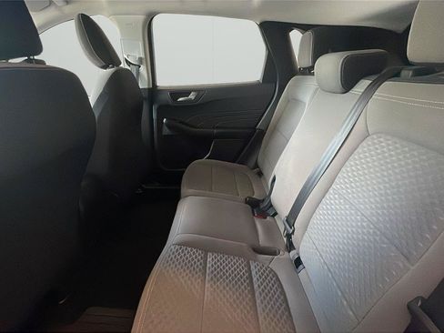 Used 2021 Ford Escape SE FWD image 11
