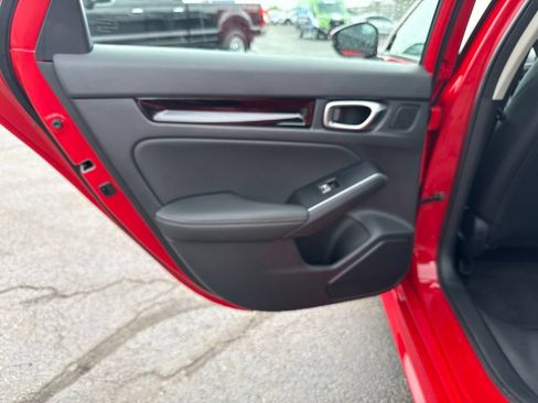 Used 2023 Honda Civic Touring image 29