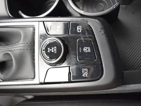 Used 2025 Kia Sportage LX AWD/4WD image 33