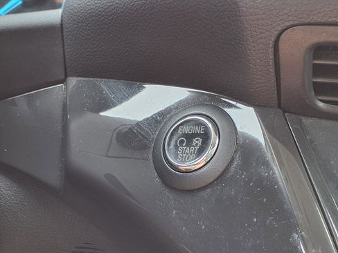 Used 2015 Ford Escape Titanium image 14