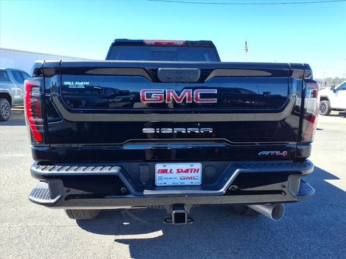 New 2026 GMC Sierra 2500 AT4 w/ AT4 Premium Plus Package image 6