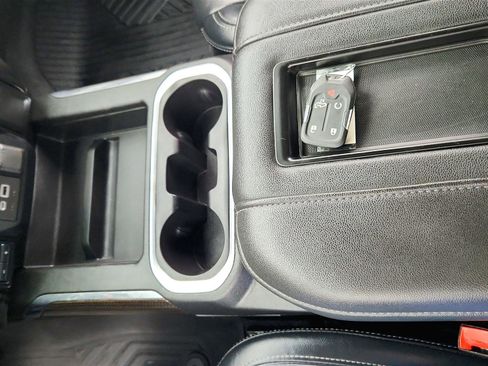 Used 2021 Chevrolet Silverado 1500 LT Trail Boss w/ Bed Protection Package image 31