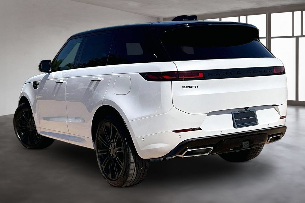 New 2026 Land Rover Range Rover Sport Dynamic SE AWD/4WD image 3