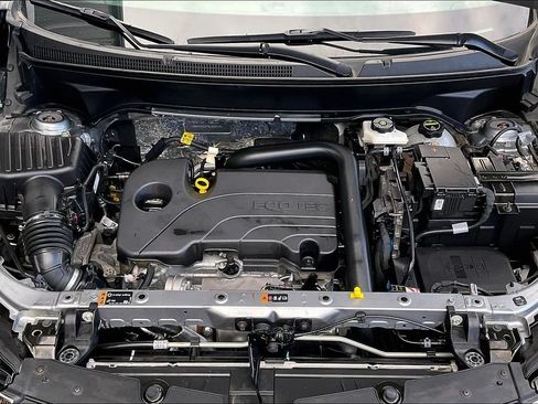 Used 2024 Chevrolet Equinox LT FWD image 10