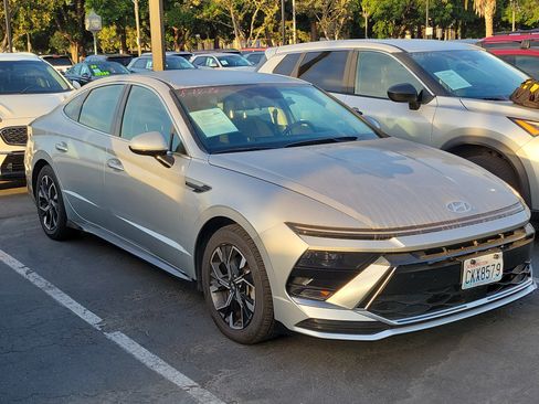 Certified 2024 Hyundai Sonata SEL FWD image 4