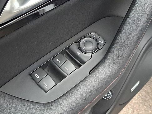 Used 2023 Chevrolet Blazer RS w/ Enhanced Convenience Package image 23