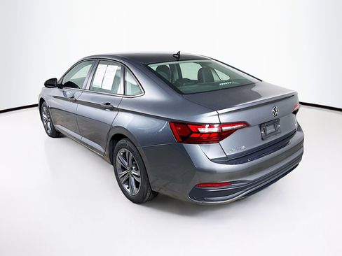 Used 2024 Volkswagen Jetta SE FWD image 29