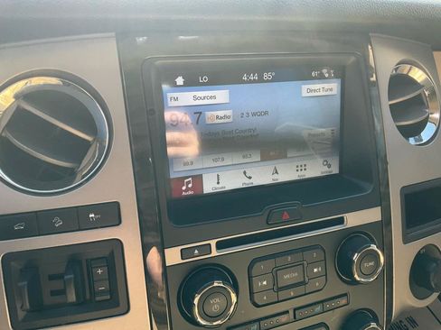 Used 2017 Ford Expedition Limited w/ Equipment Group 301A AWD/4WD image 29