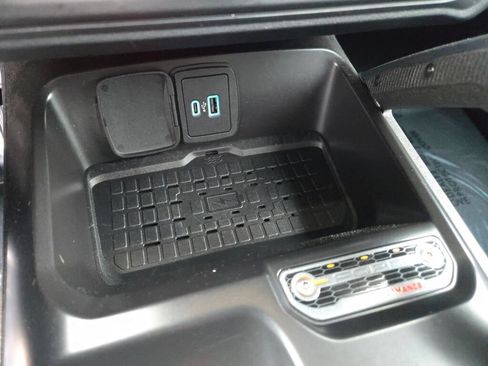 Used 2024 Ford Bronco Raptor AWD/4WD image 24