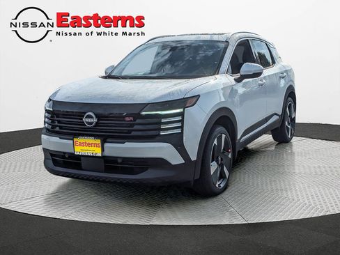 New 2025 Nissan Kicks SR w/ SR Premium Package image 3