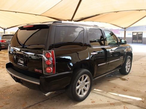 Used 2013 GMC Yukon Denali image 7