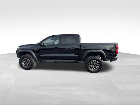 Certified 2024 Chevrolet Colorado ZR2 w/ Technology Package AWD/4WD image 5