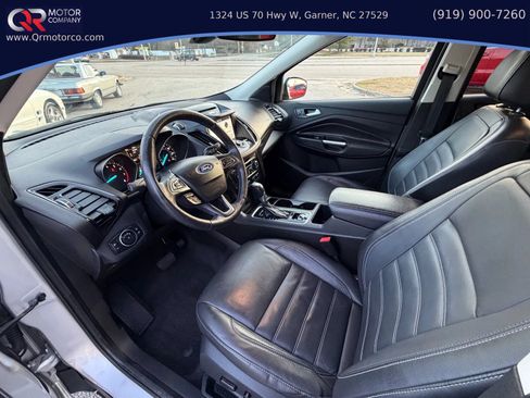 Used 2017 Ford Escape Titanium FWD image 18