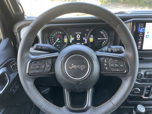 Used 2024 Jeep Wrangler Sport S w/ Convenience Group image 36