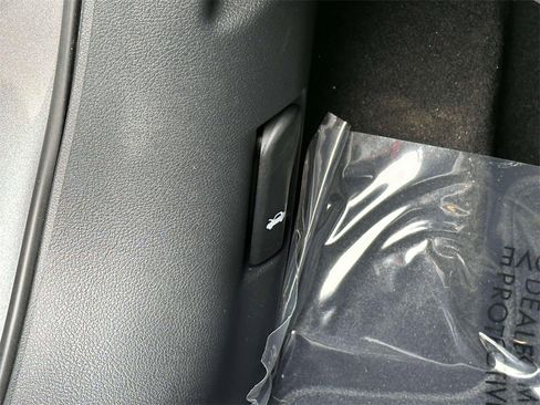 Certified 2024 Nissan Sentra SV w/ SV Premium Package image 19