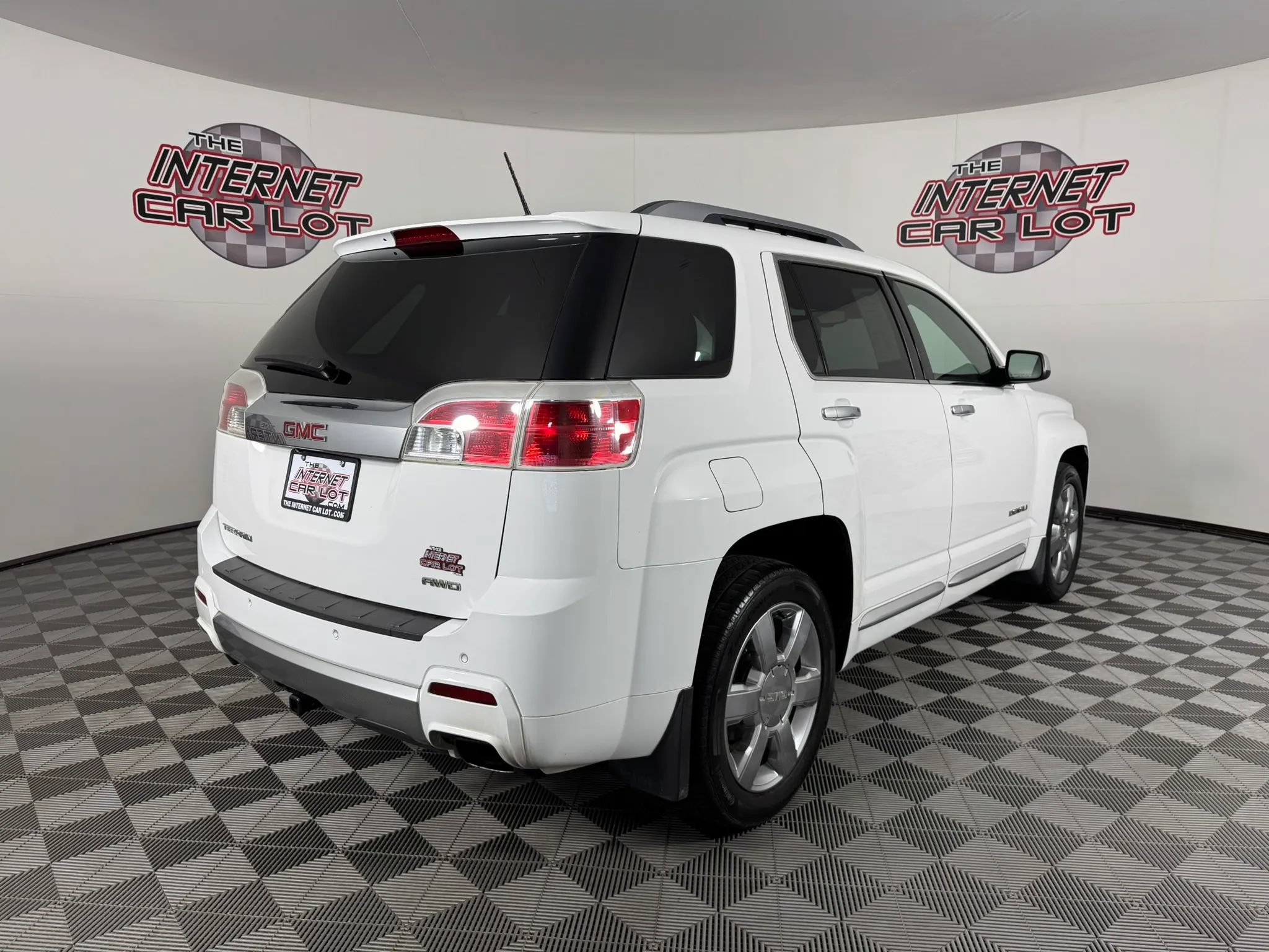 Used 2014 GMC Terrain Denali w/ LPO, Protection Package AWD/4WD image 7
