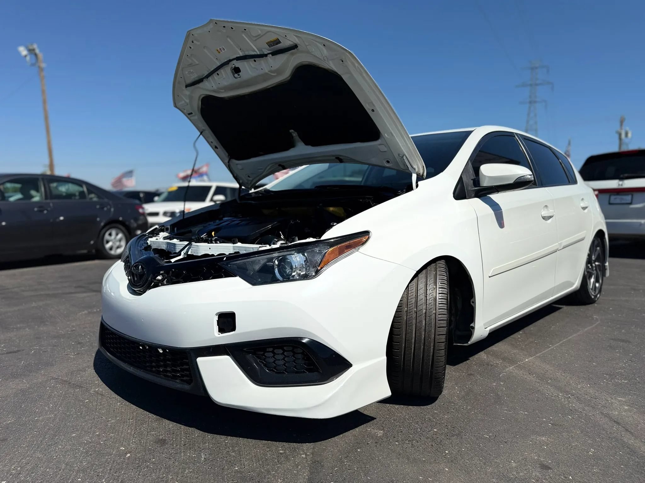 Used 2017 Toyota Corolla iM w/ Carpet Mat Package FWD image 8