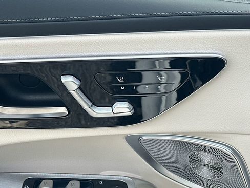 New 2026 Mercedes-Benz CLE 300 4MATIC Cabriolet image 11