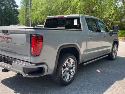 Used 2024 GMC Sierra 1500 Denali w/ Denali Reserve Package image 9