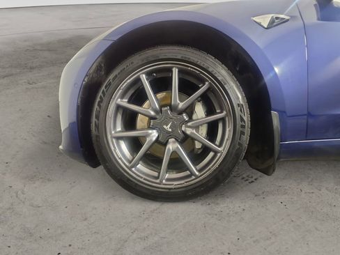 Used 2018 Tesla Model 3 Long Range image 14