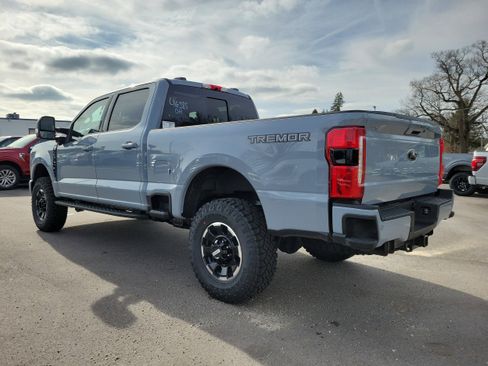 New 2026 Ford F250 Lariat w/ Tremor Off-Road Package image 3