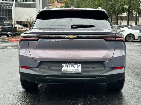 New 2026 Chevrolet Equinox EV LT image 4