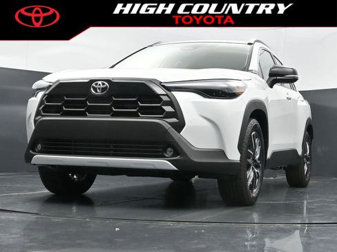 New 2026 Toyota Corolla Cross XLE w/ Convenience Package FWD image 35