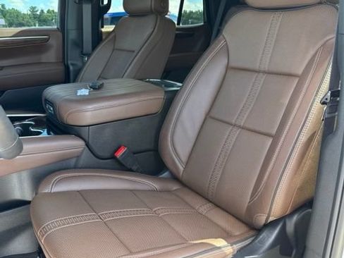 Used 2026 Chevrolet Tahoe High Country w/ Sun And Tow Package AWD/4WD image 15